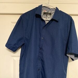 Men’s Large shirt